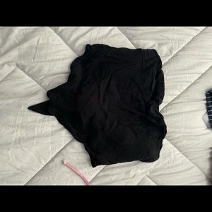 Black handkerchief top
